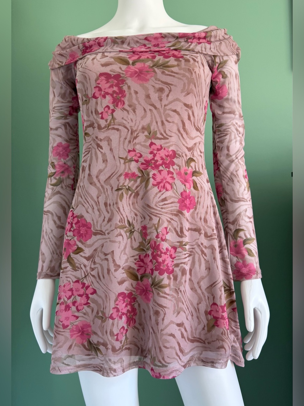 Urban Outfitters Isla Blush Pink Floral Off-Shoulder Long Sleeve Mini Dress